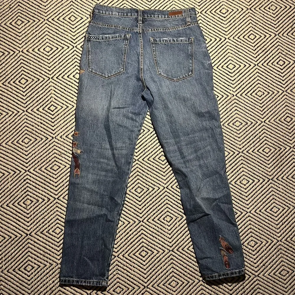 BLANKNYC Jeans Womens 29 Blue Hi Rise Tapered Embroidered Phoenix Boho Denim - Picture 7 of 8